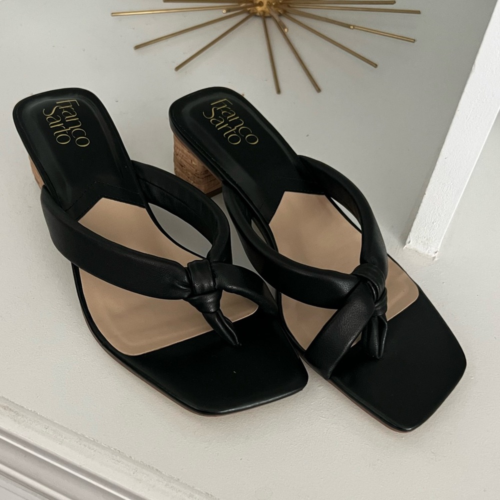 Franco Sarto black thong heeled sandals, size 7.5